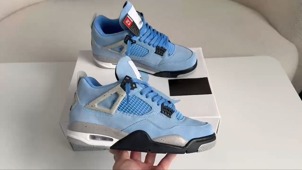 jordan 4 university blue - Pantofi sport | OLX.ro