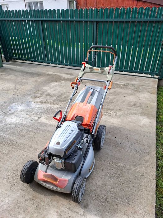 Masina de tuns gazon Ruris RX441S