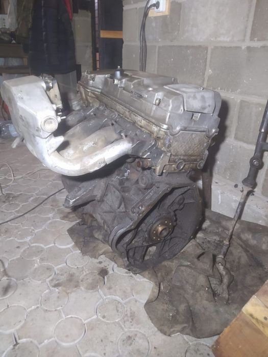 Mercedes Мотор m111  1.8