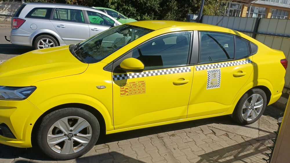 Taxi Logan 2021 .