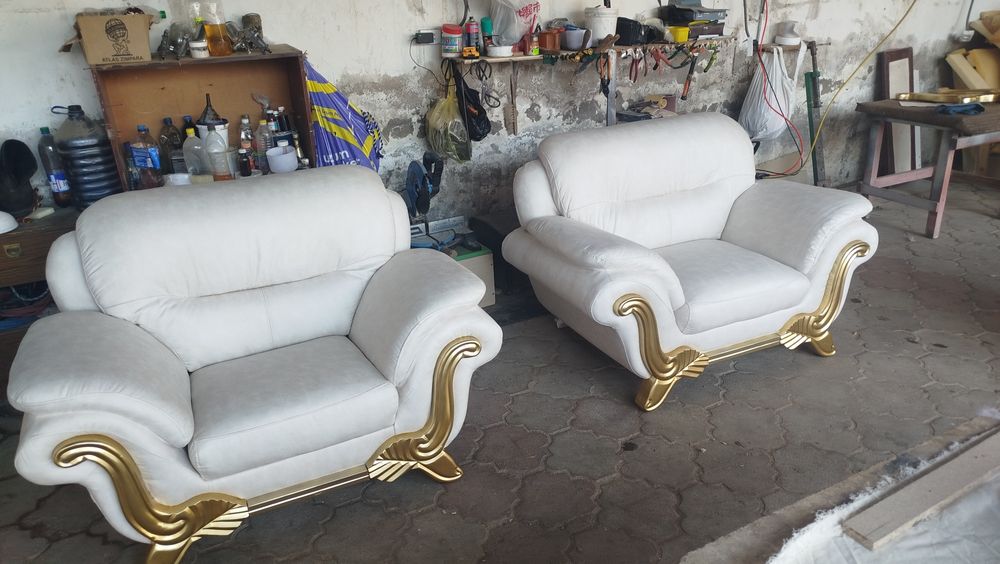 Рестоврация  мягкой мебели  предоставим. Аброзцы  ткани