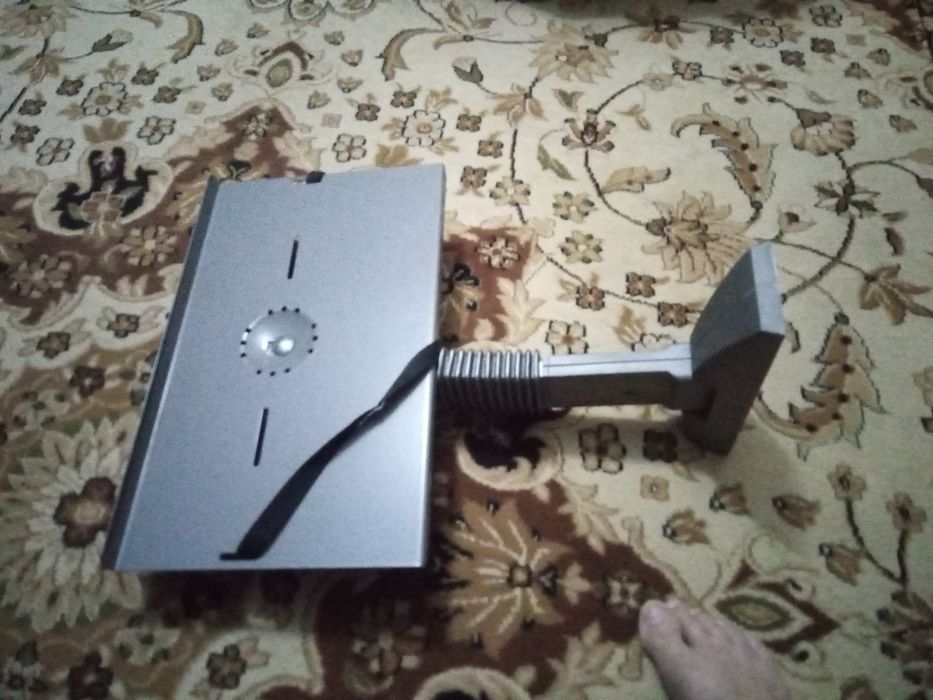 Продам кронштейн для телевизора