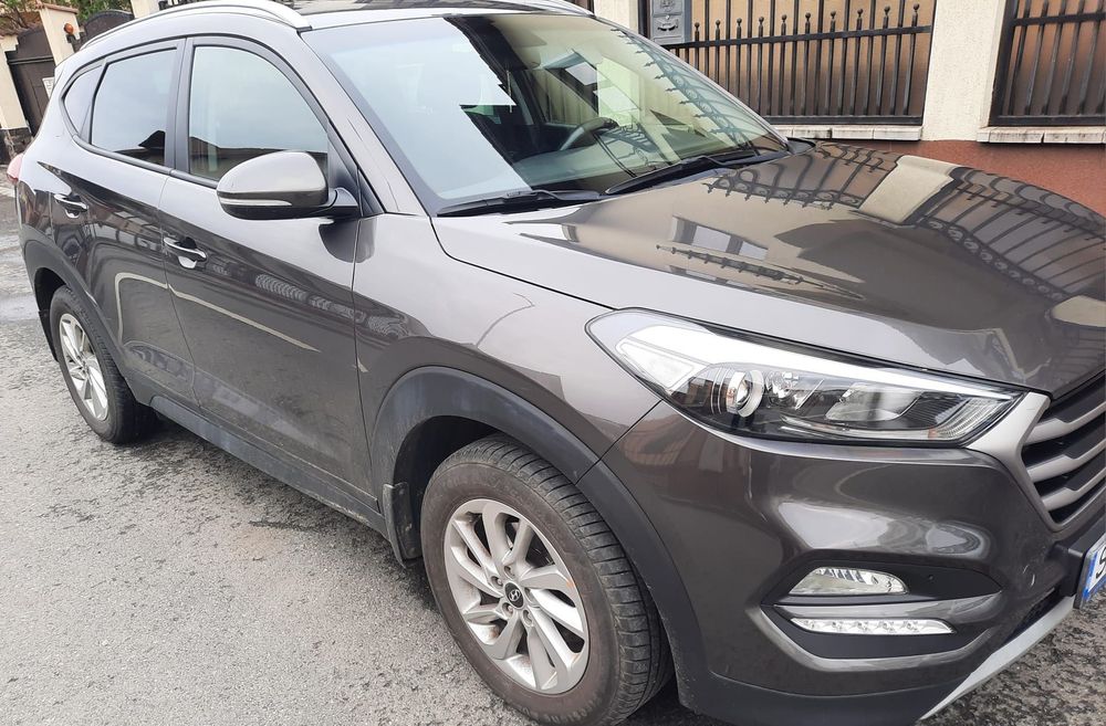 Vând Hyundai Tucson 1,6T-GDI,4X4(automată),2018