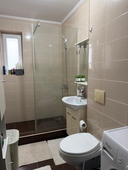 Proprietar, vând apartament!