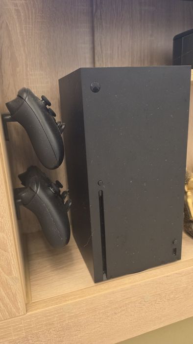 Xbox series X - 1tb - 2 controllere