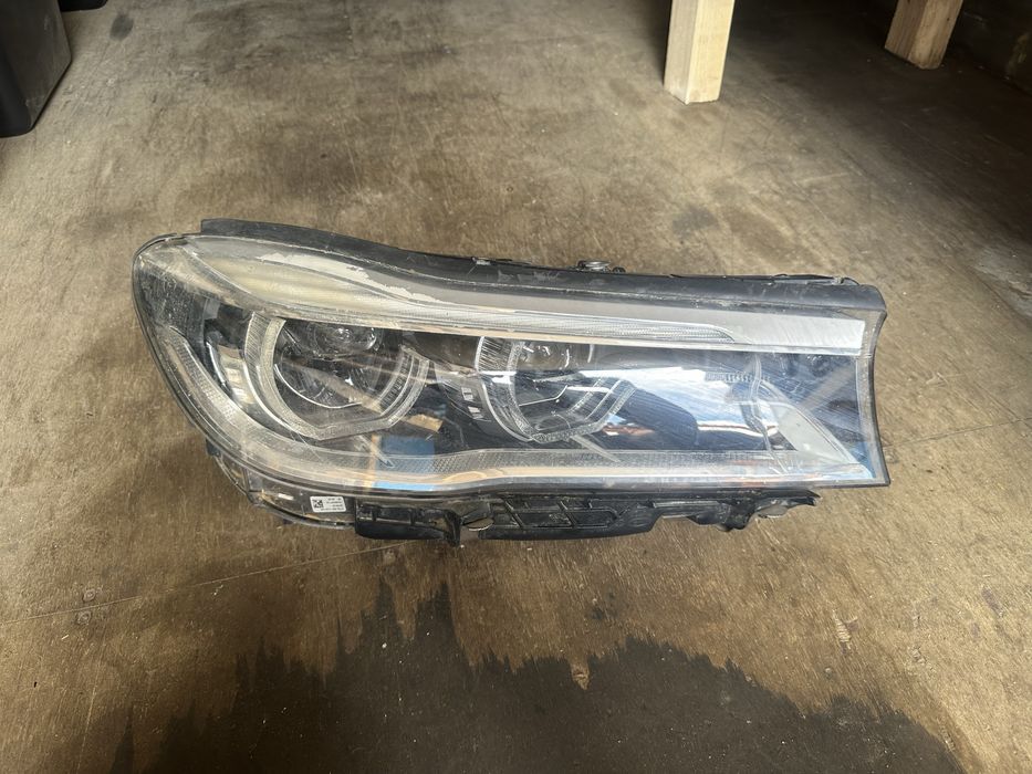 Far BMW G11 G12 seria 7 dreapta Adaptive led 8499230 - droser 8491414 - cu defect