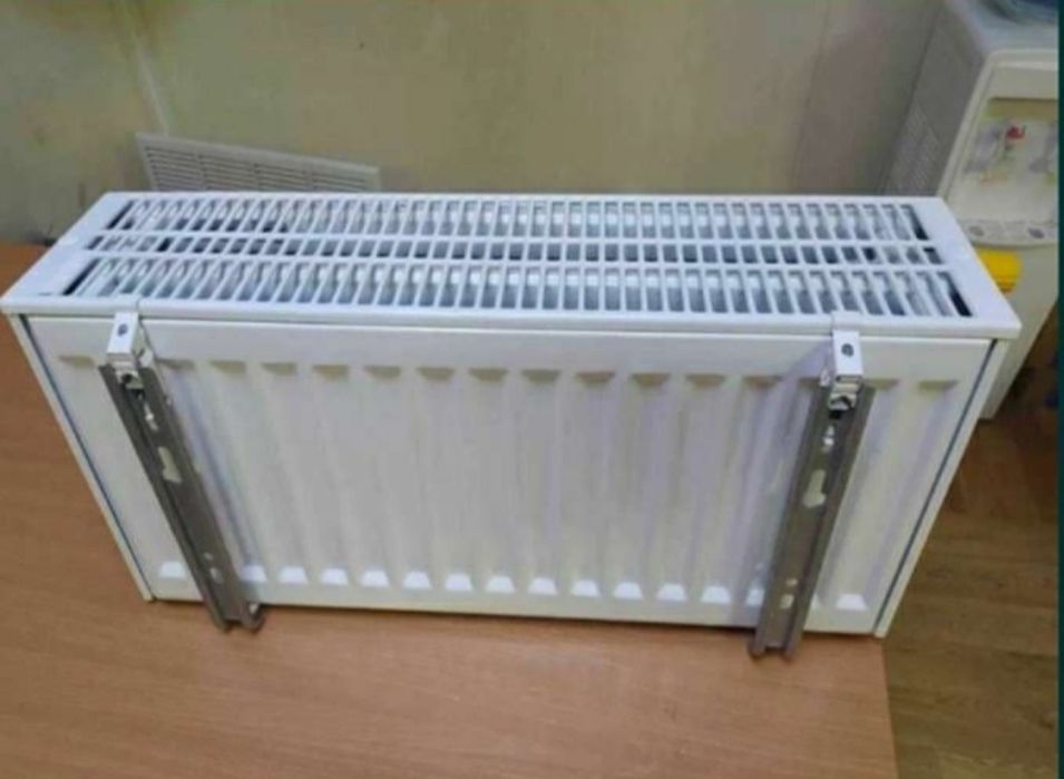 Крепление для панельных радиаторов