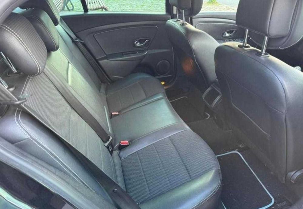 Dezmembrez Renault Megane 3 GT line 2012 interior exterior