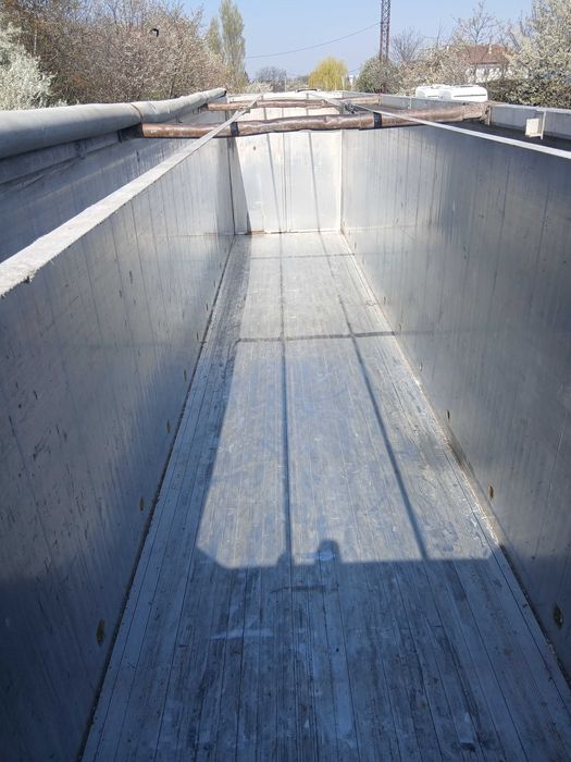 Vand semiremorcă walking floor STAS