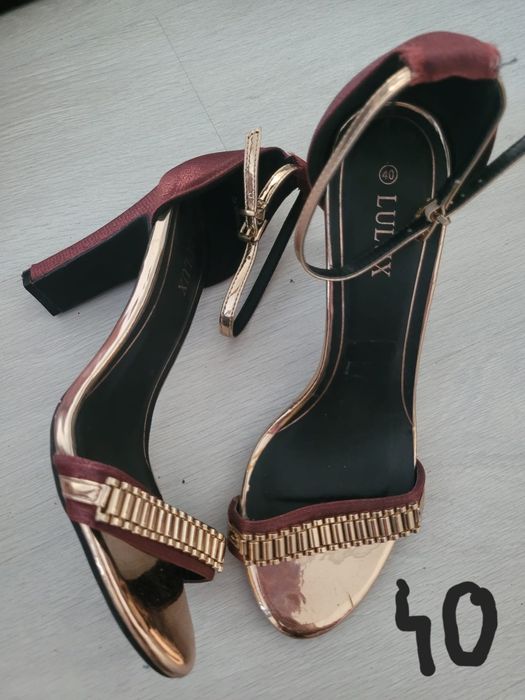 Vând încălțăminte dama 35lei diferite modele noi