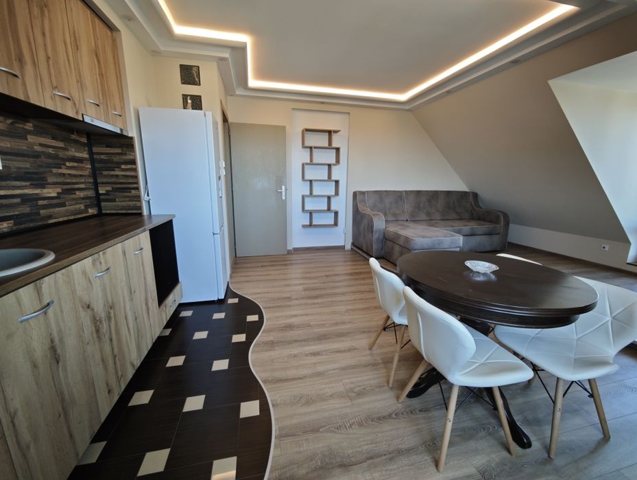 Продава се Двустаен апартамент в Свищов - 55 кв.м за 603 €/кв.м - Снимка #2