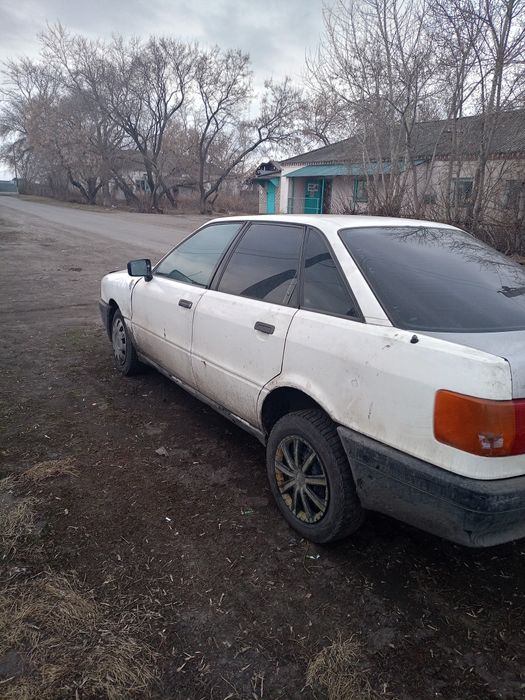 Продам Audi 80b3