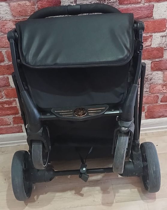 Продам детскую коляску