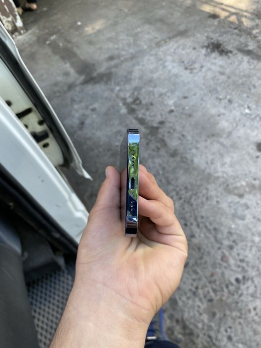 Iphone 13 pro blue