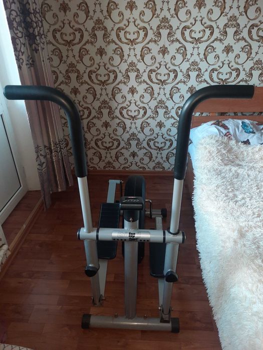 Продам велотренажорку