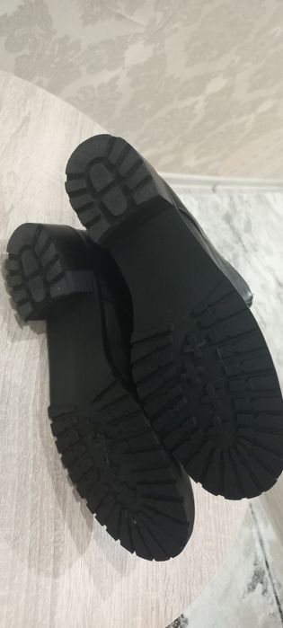 Ботинки осенние 39-39,5р