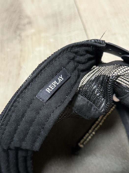 Шапка Replay  като нова