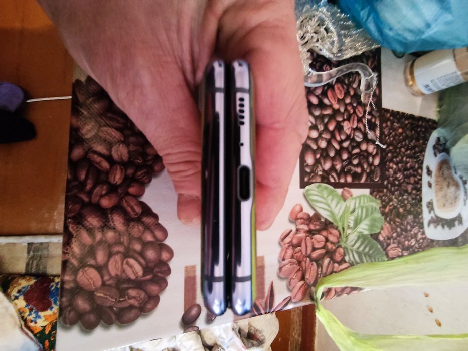 Продаю телефон Samsung zet fix 2