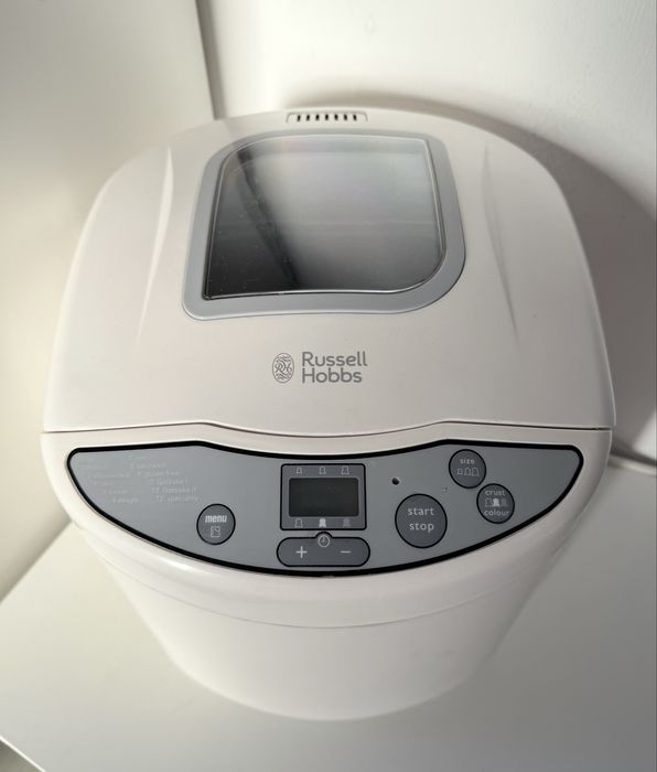 Mașină de pâine Russell Hobbs
