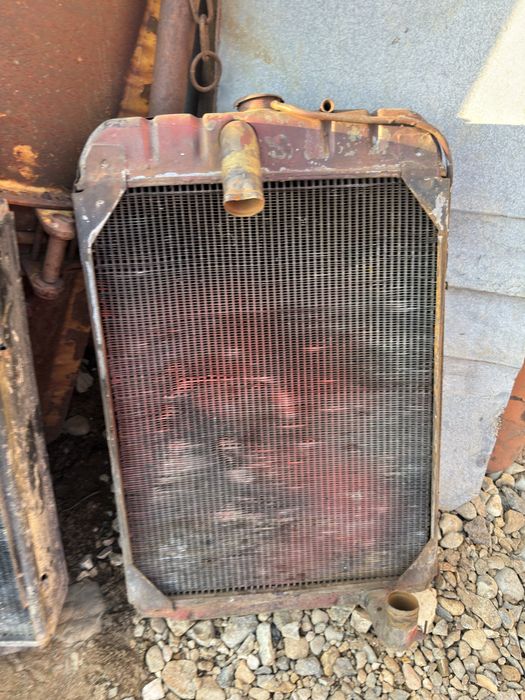 UTB Radiator 45 550 650