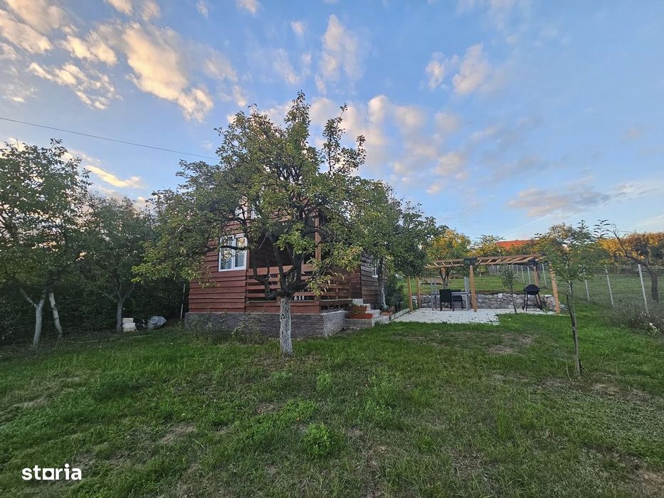 Teren cu panoramă deosebită de vânzare – Oradea, zona de deal