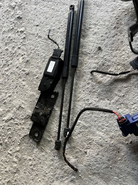 Пълен комплект ел багажник за Audi Q5 Ауди Кю5 автоматичен багажник