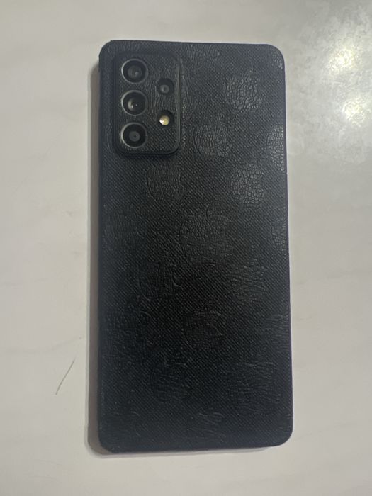 Продаётся Samsung a 52