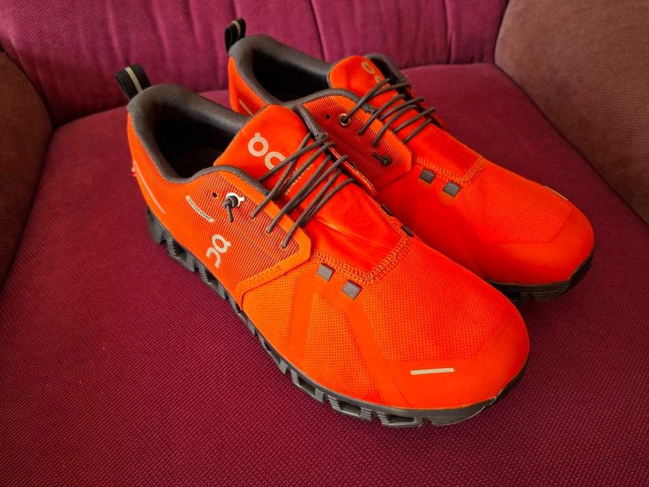 Adidasi On running Cloud 5 Waterproof Flame eclipse, marimea 43