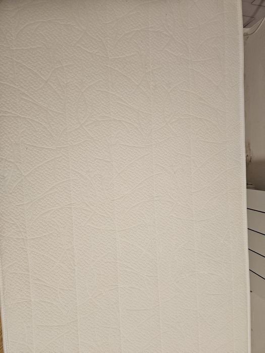 Детско легло и матрак 62 х 161 см