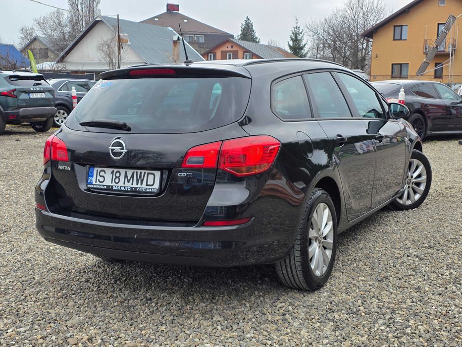 Opel Astra J 2012 1.7 CDTI 125 CP euro 5 / RATE / GARANTIE / LIVRARE