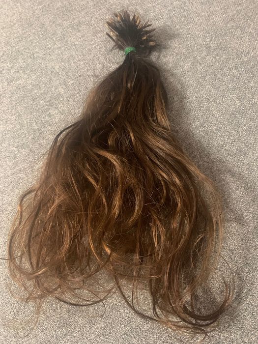 Естествена къдрева коса