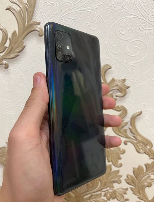 Продам Samsung galaxy A51
