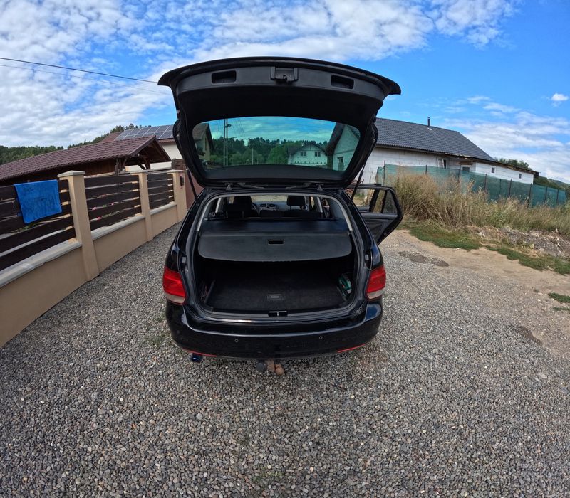 Volkswagen Golf 6 Break 1.6TDI 2010 - Look GTI/Trapta/Injectoare cu garantie/acte 360.000km