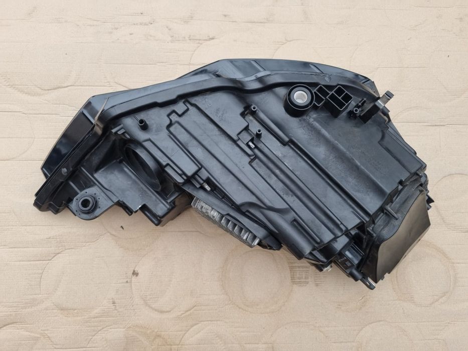 Far stanga Audi A6 C8 Europa