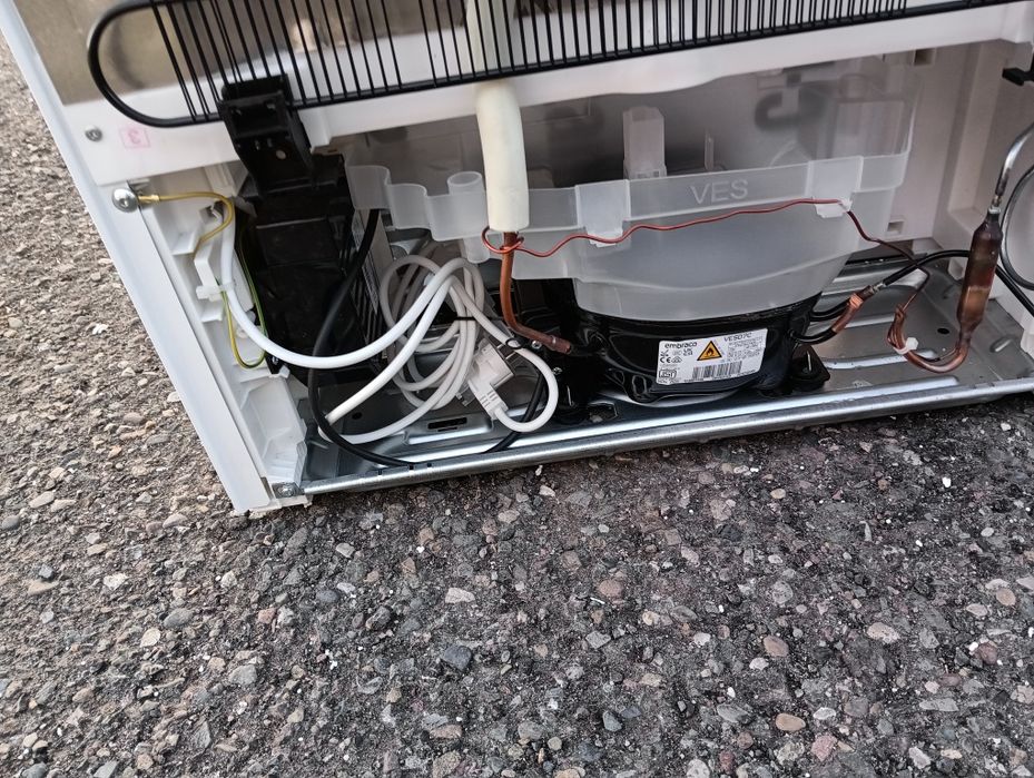 Чисто нов огромен  фризер Бош  Bosch No frost A+++ 2 години гаранция!