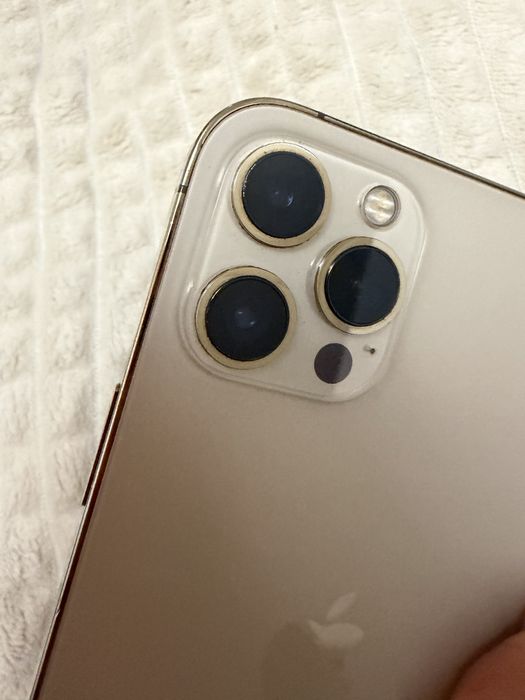 Продам IPHONE 12 PRO MAX 128 ГБ