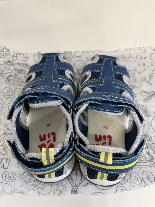 Сандалии Garvalin