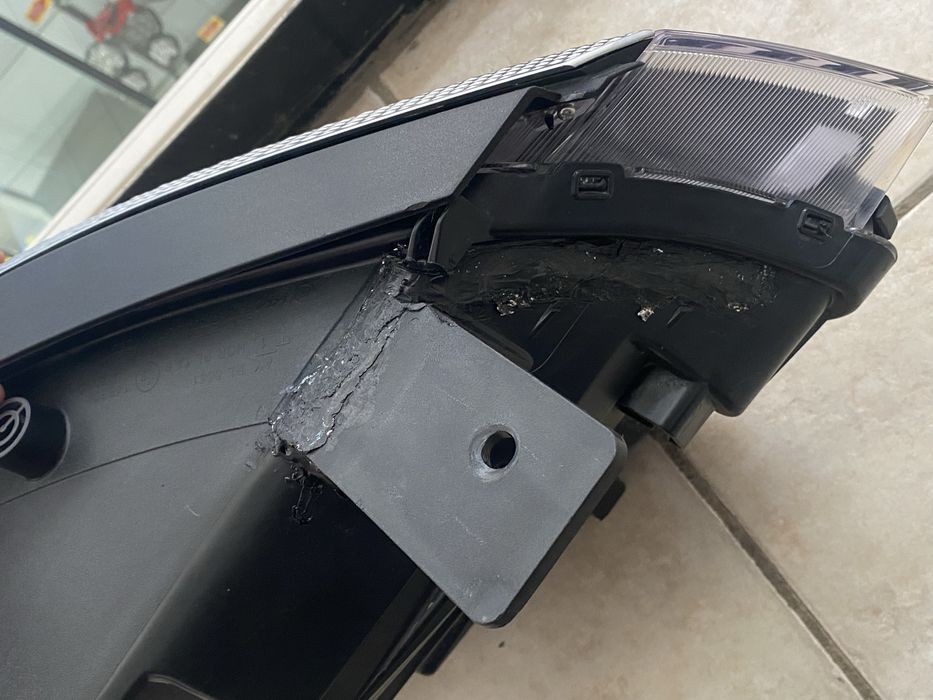 Фары передние KIA SELTOS