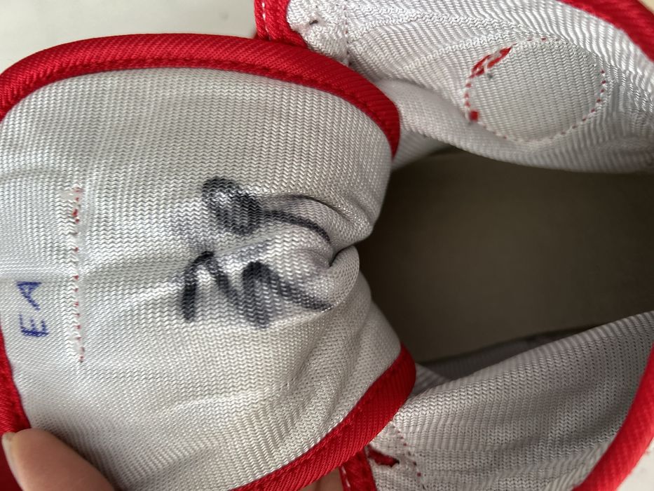 Продаются детская обувь