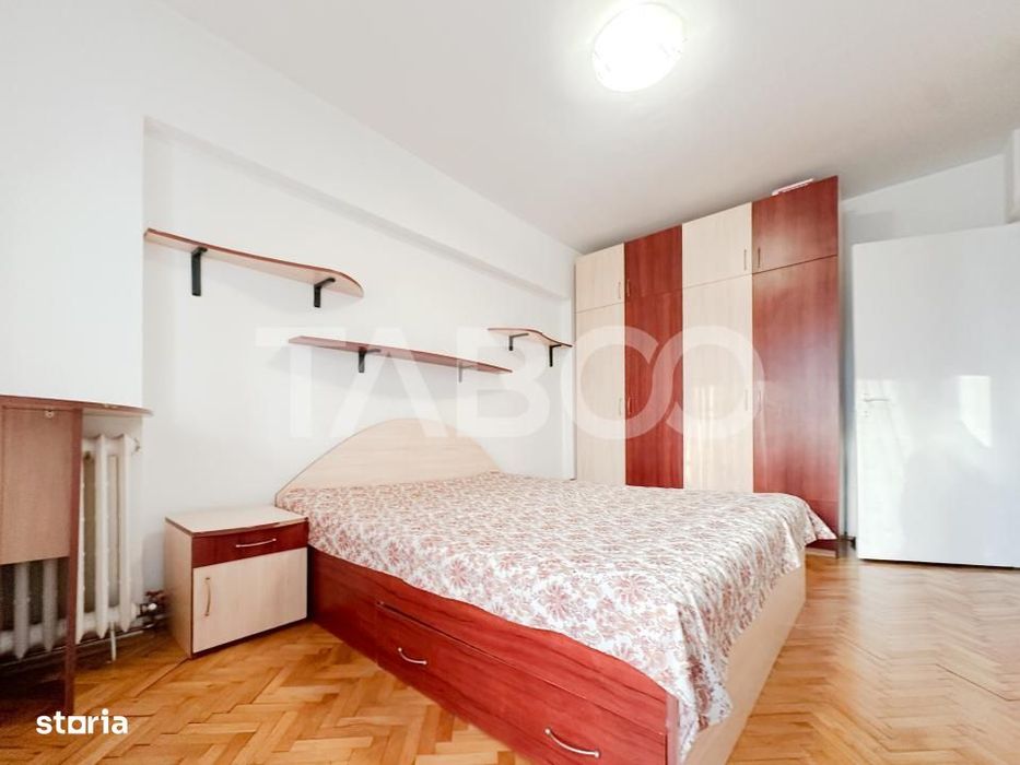 Apartament cu 3 camere decomandate de vanzare in cartierul Zorilor