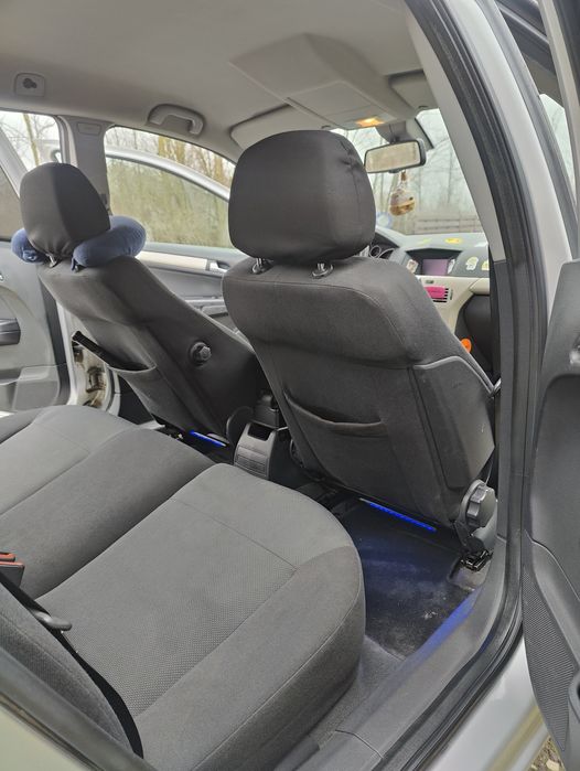 Vând Opel Astra h break 1.9 2006