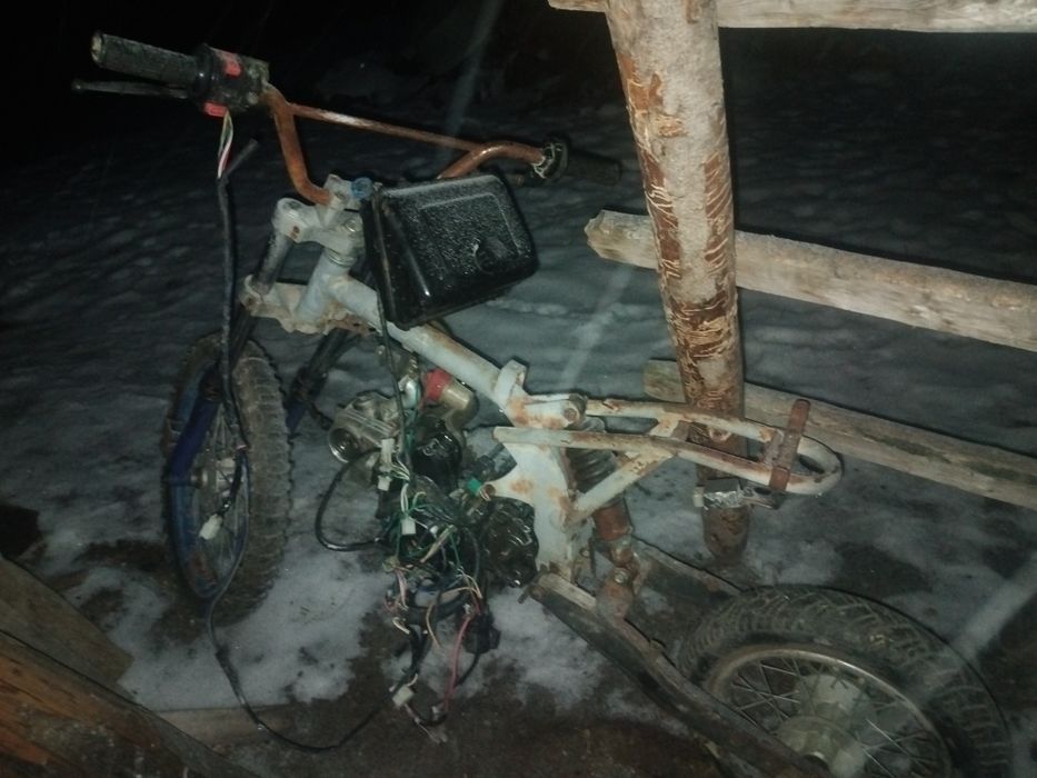 Vand sau dezmembrez cross 125cc defect