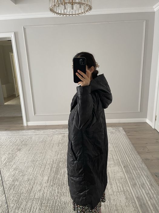 Продам срочно!!! Куртка плащевка с капюшоном