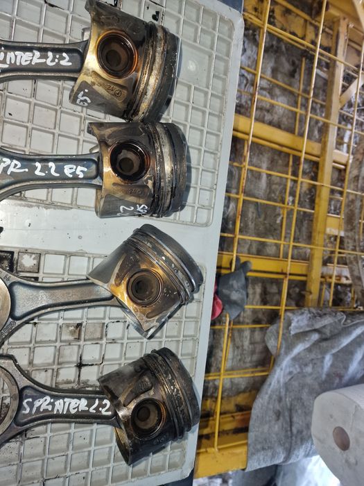 Piston / biela 2.2 euro 5 mercedes sprinter w906 c e cla glc