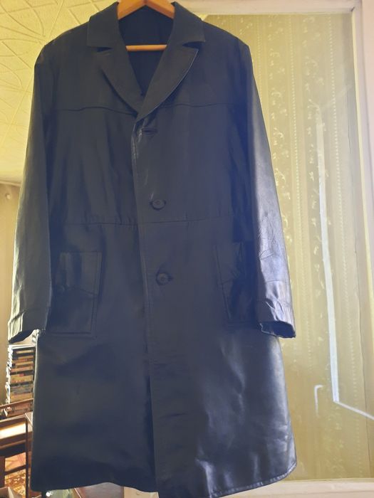 Продаю мужскую  курткуу