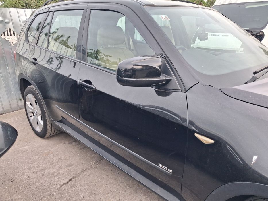 Usa dreapta fata BMW x5 e70 2010