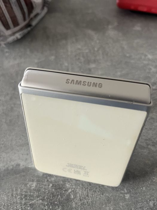 Samsung Flip 3  pt PIESE camere capac carcasa casca difuzor