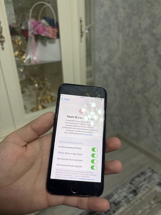 Iphone Se 2020 64 gb идеал сост