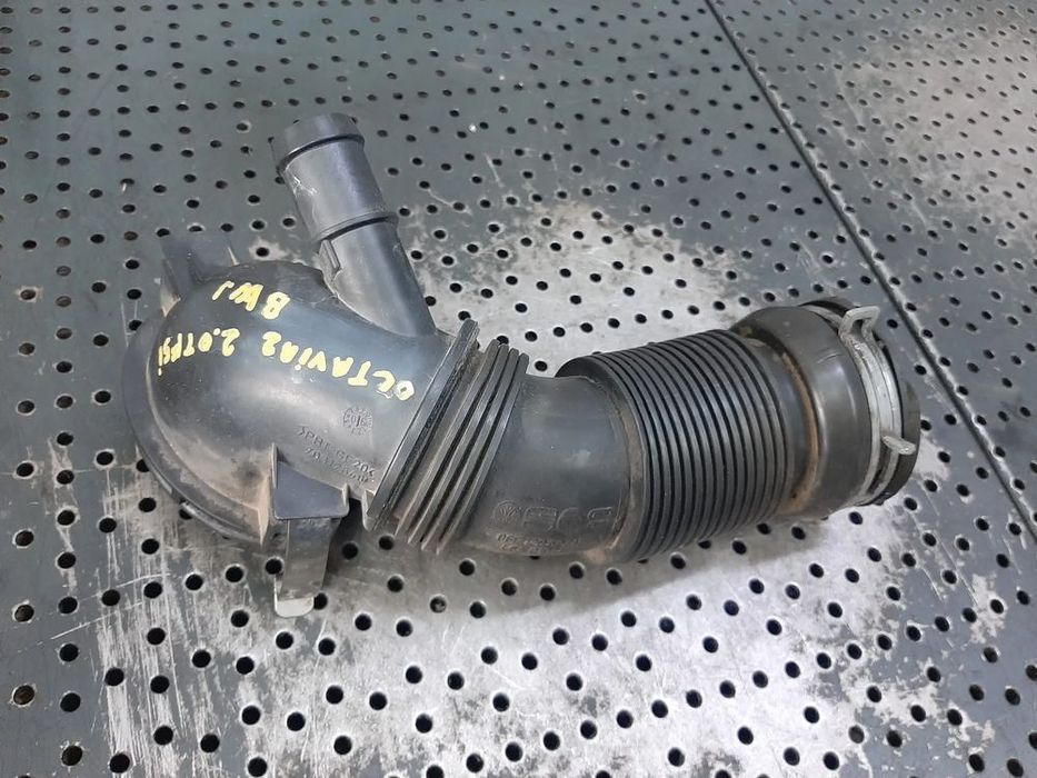 tubulatura admisie  2.0 tfsi bwj  skoda octavia 2 golf 5 audi a3 8p  06f129627h
