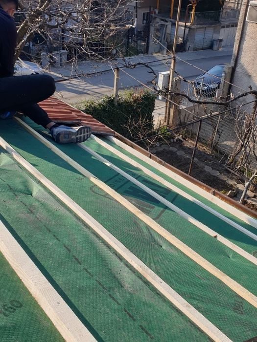 Ремонт на покриви,Хидроизолация,Тенекеджийски услуги,Навеси,Нови покри